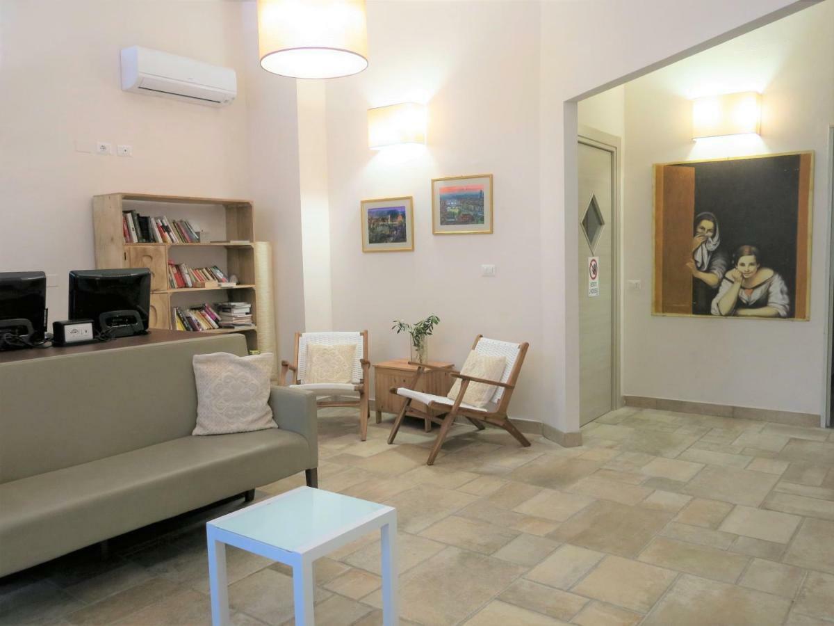 Archi Rossi Florenz